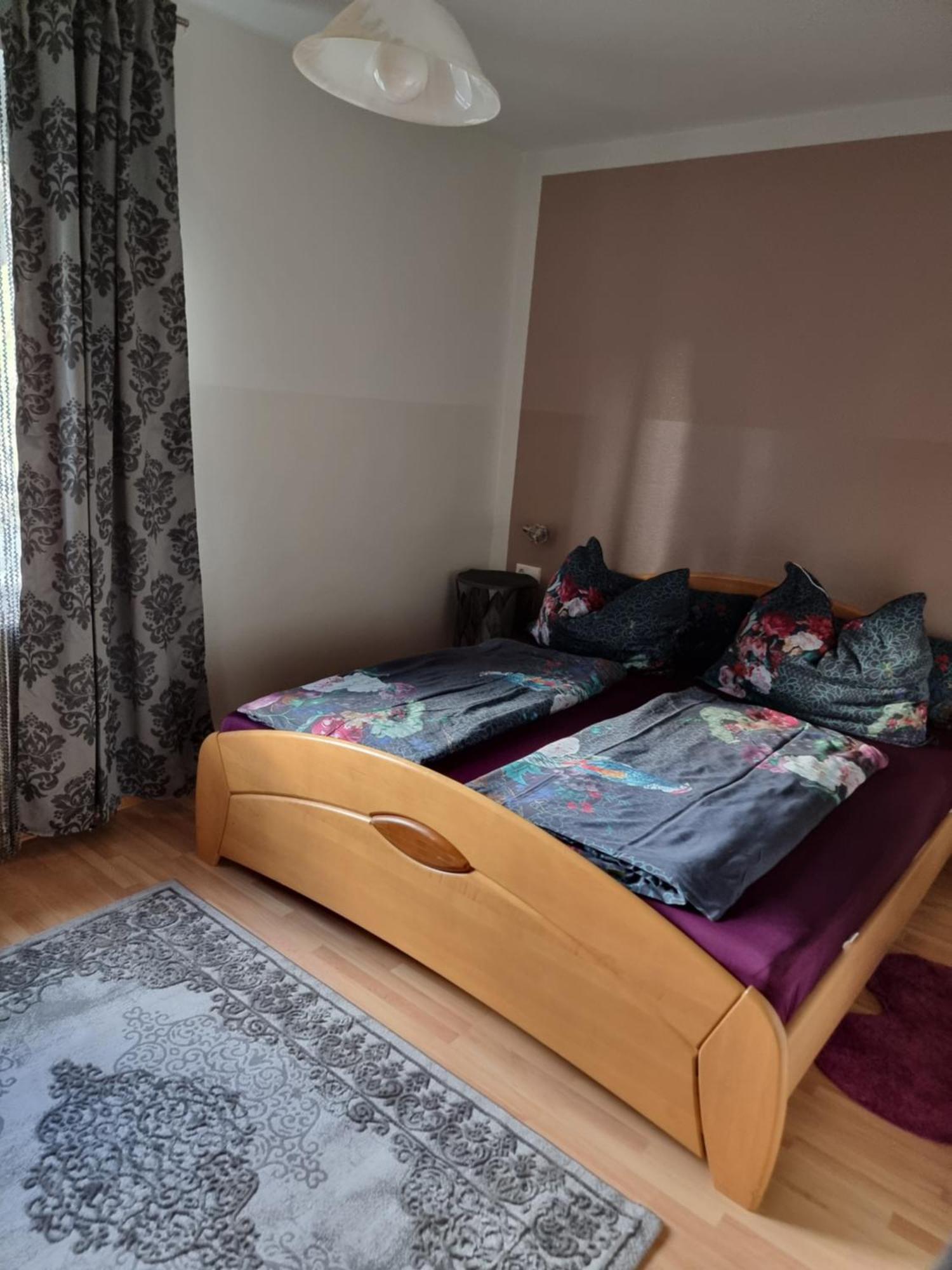 Ferienhaus Burgblick Treffen Zimmer foto