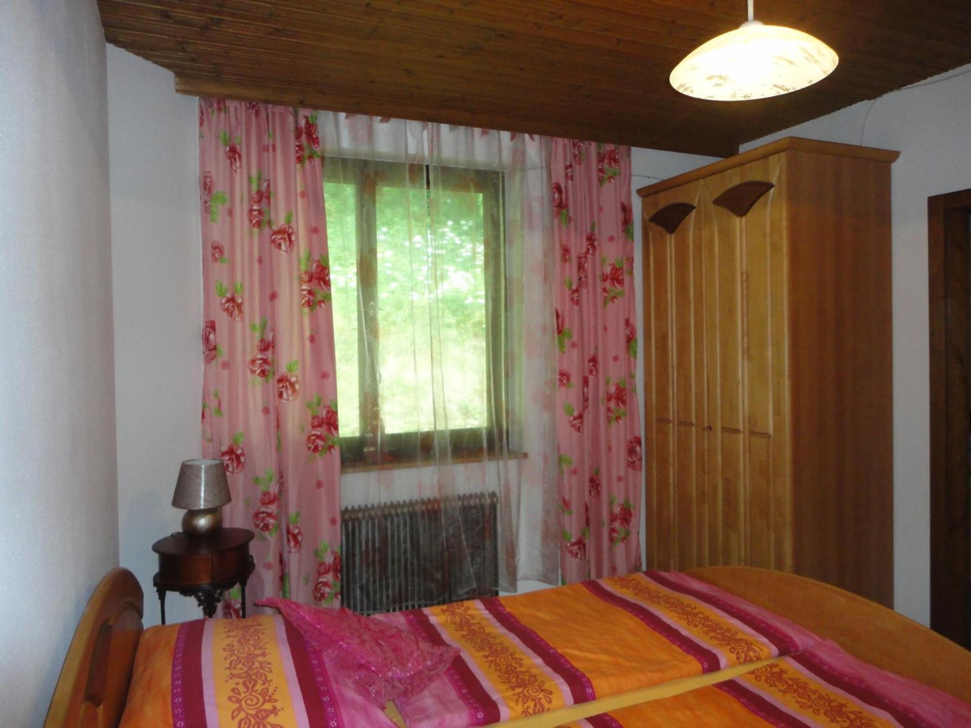 Ferienhaus Burgblick Treffen Zimmer foto