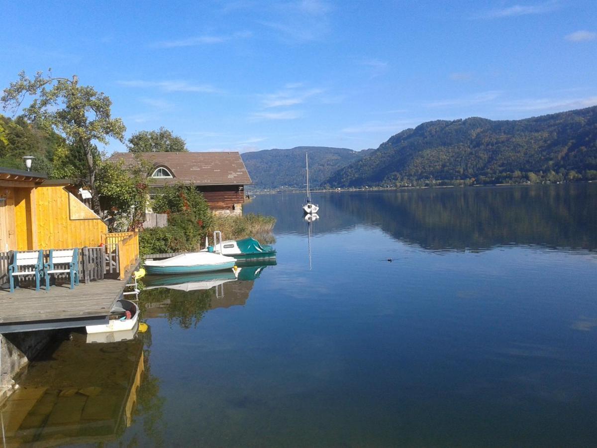 Ferienhaus Burgblick Treffen Exterior foto